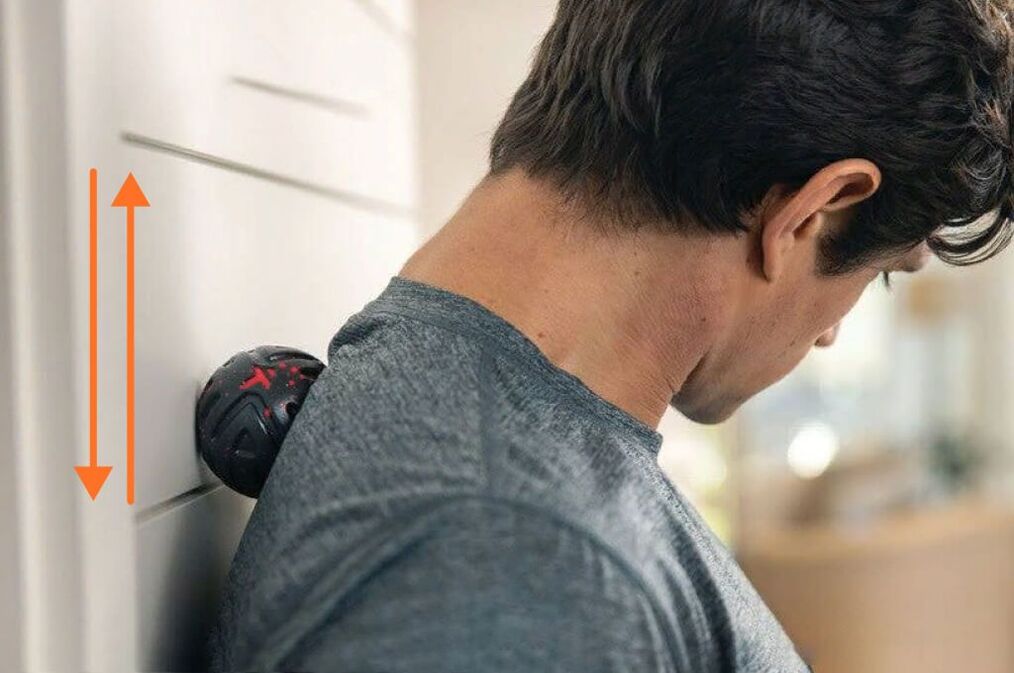 exercise against tight shoulders
