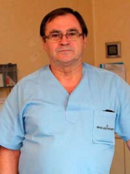 Doctor Surgeon Tomasz